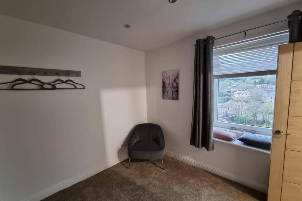 Crystal - 5 Min Walk From Town Centre Holmfirth
